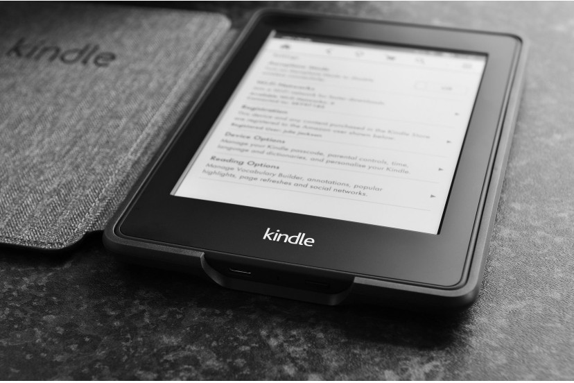 Kindle: 10 reasons to buy Amazon's e-reader