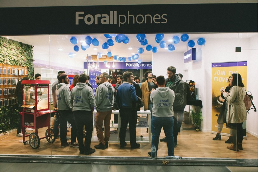 Forall Phones crescimento e nmeros - Apoio a trabalhos Universitrios